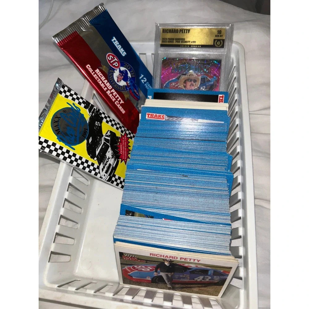 Richard Petty NASCAR Card Lot Panini Donruss Pink Velocity Gem 10 Traks Pack